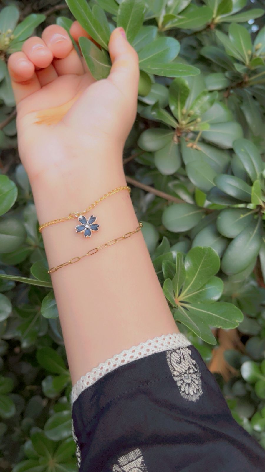 Delicate Links