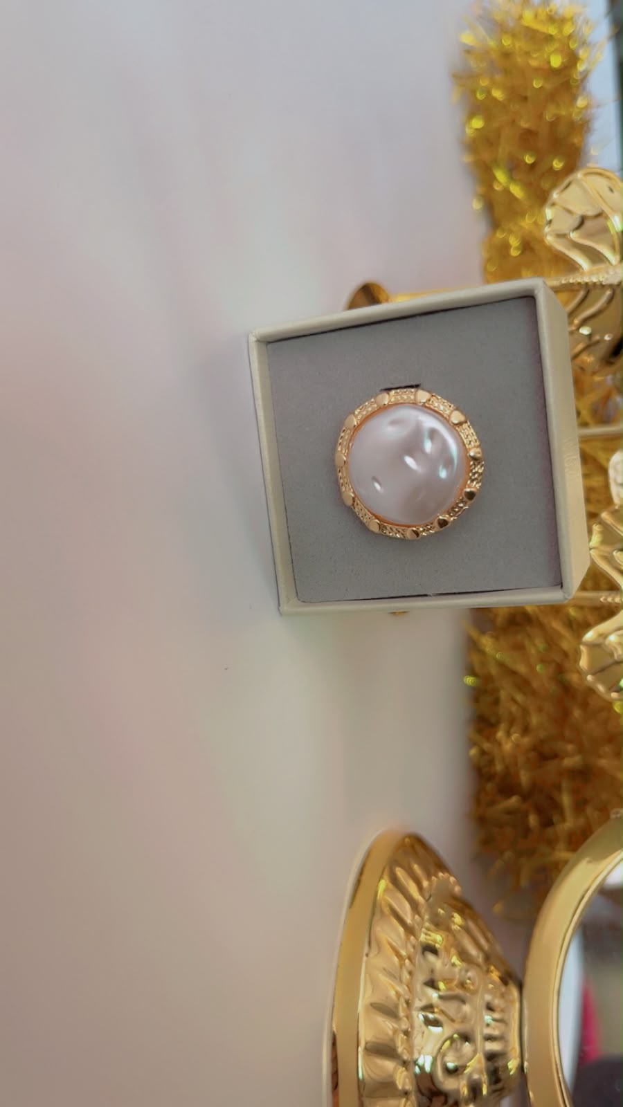 Golden Pearl thumbnail 3