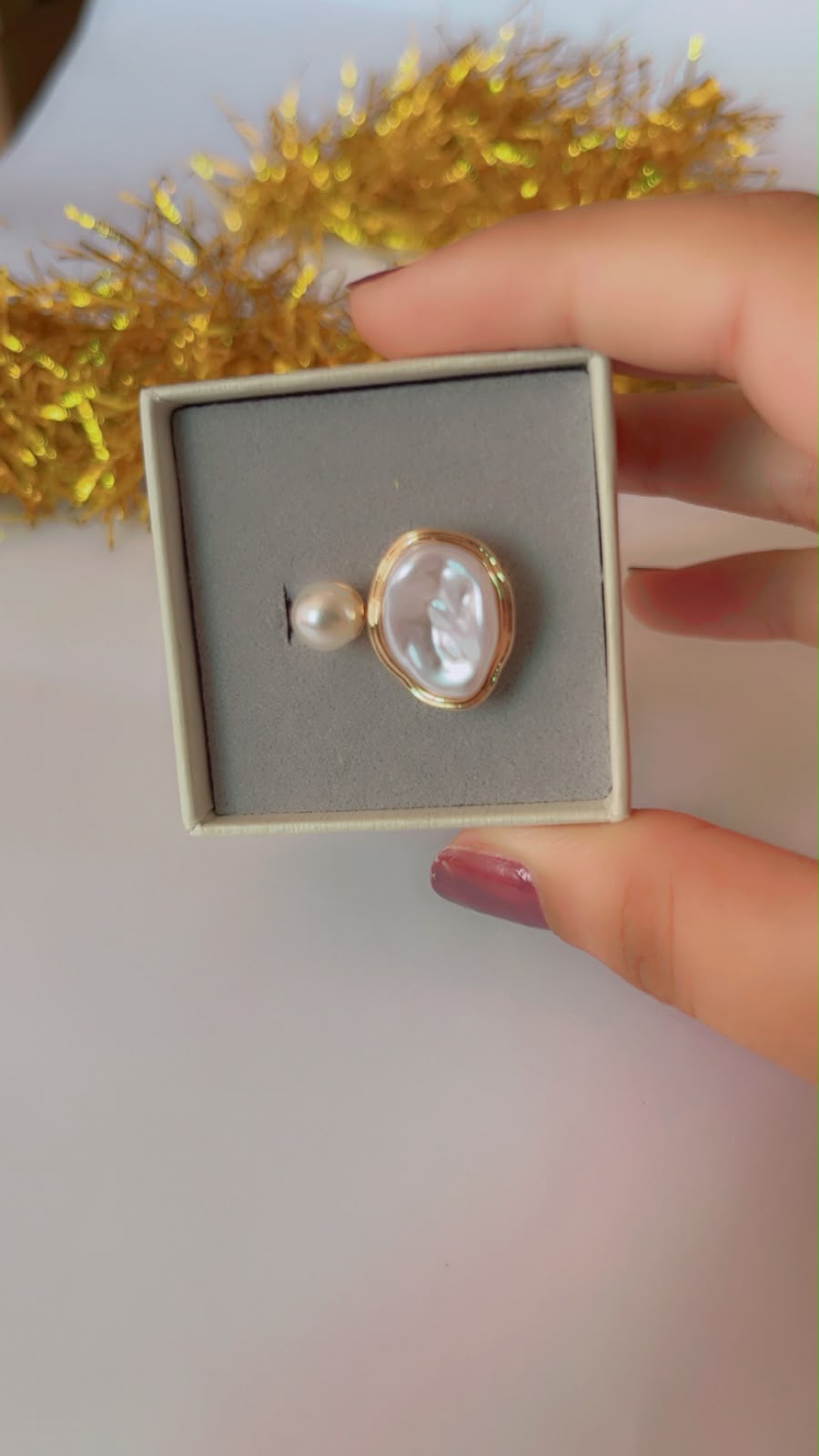 Golden Pearl thumbnail 1